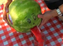 Watermelon-Smoothie-Trick-Tops-Them-All!