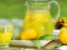 Drinking-Lemon-Juice-Can-Help-Your-Internal