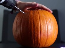Impress-Your-Friends-With-These-Three-Halloween-Tricks
