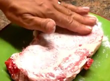 Did-She-Just-Rub-Baking-Soda-On-Her-Body