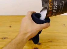 I-Never-Knew-A-Magical-Combination-Existed-Between-A-Sock-And-The-Kitty-Litter
