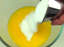 I-Never-Knew-Putting-Sugar-and-Butter-Into-The-Microwave-Could-Yield-Such-A-Great-Dessert