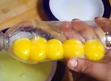 How To Extract A Yolk From A Cracked Egg