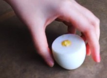 She Sliced The Egg’s Top