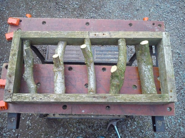 182-600x450