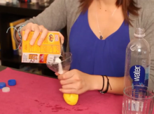 PouringBakingSodaInBalloon