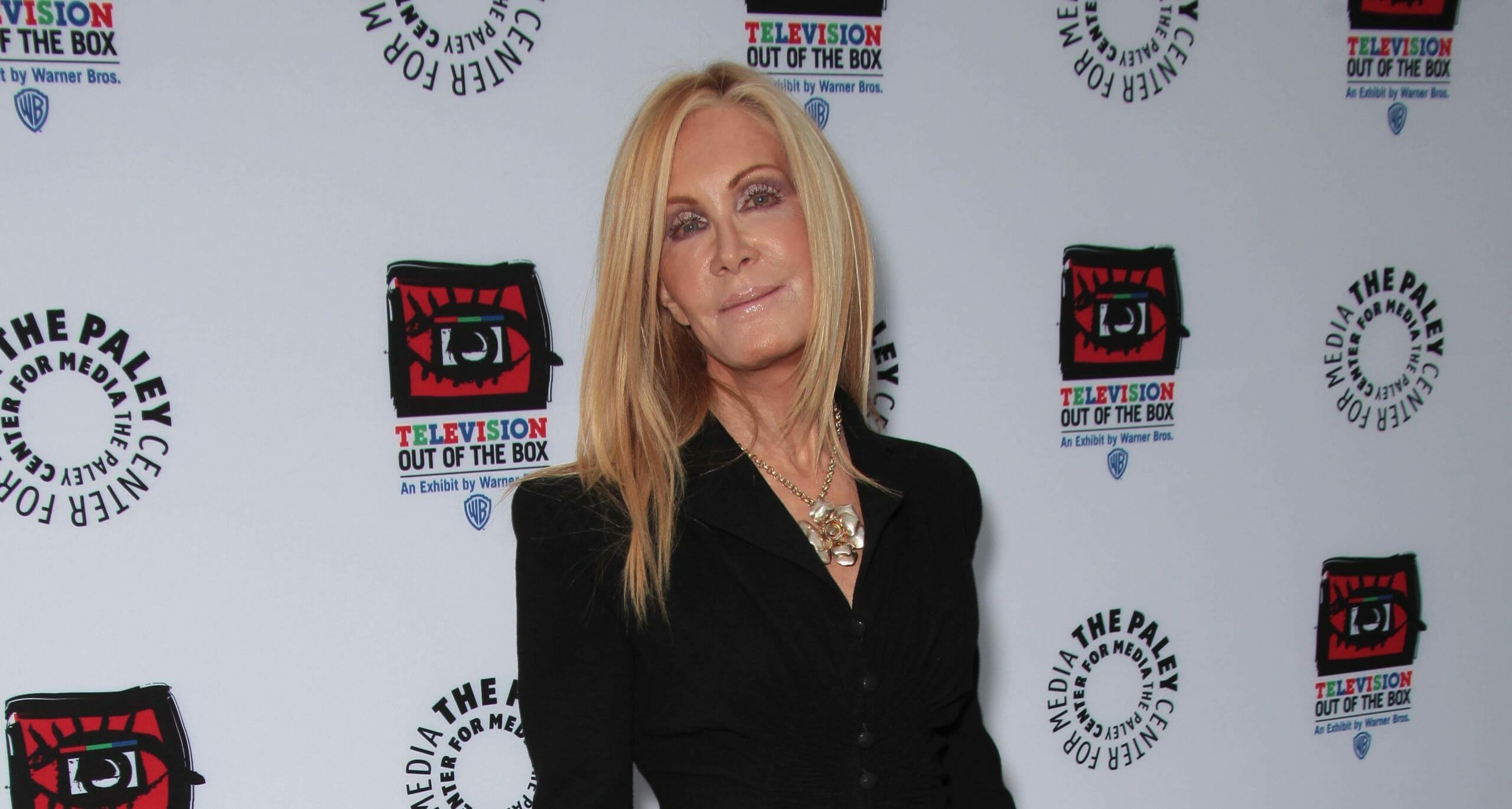 1668653696-6974-joanvanark2-scaled-1
