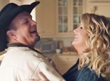 3-Times-Garth-Brooks-Trisha-Yearwood-Expressed-Their-Love-For-Each-Other-On-Camera
