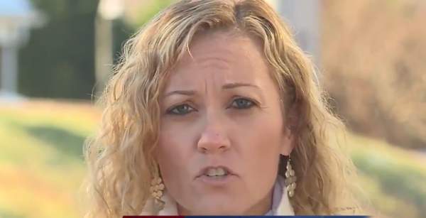 1715874547-2381-es-foster-cooks-a-plan-up-04