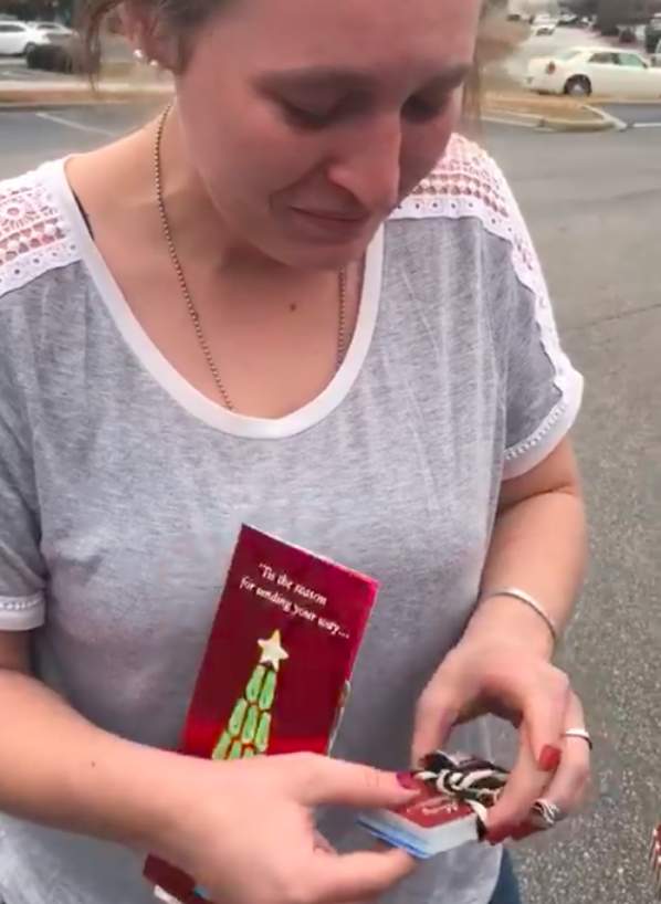 1715874547-3703-es-foster-cooks-a-plan-up-06