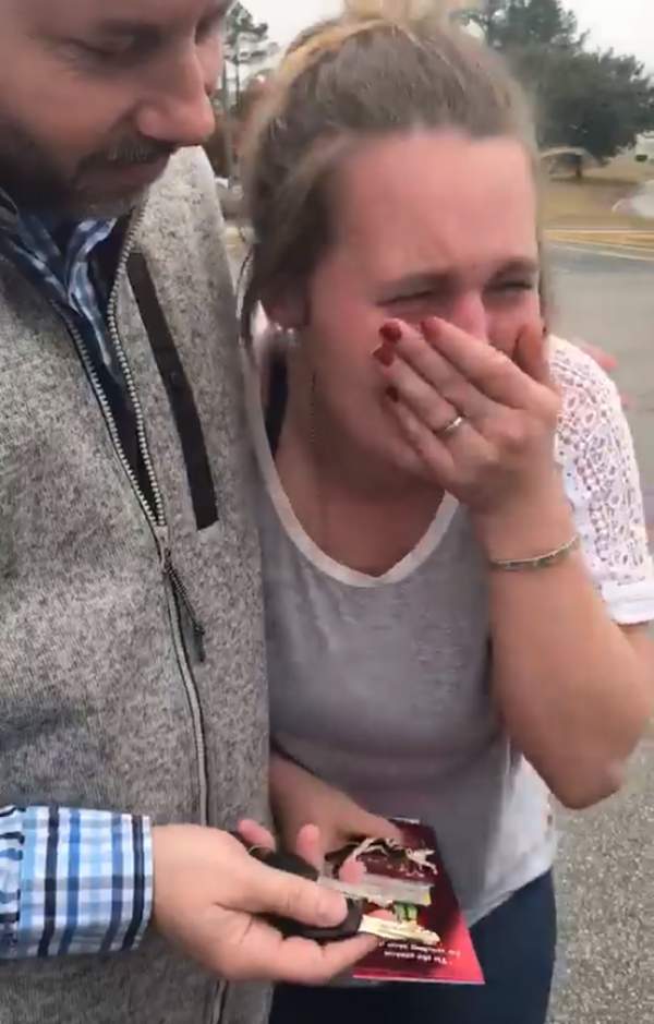 1715874547-6846-es-foster-cooks-a-plan-up-05